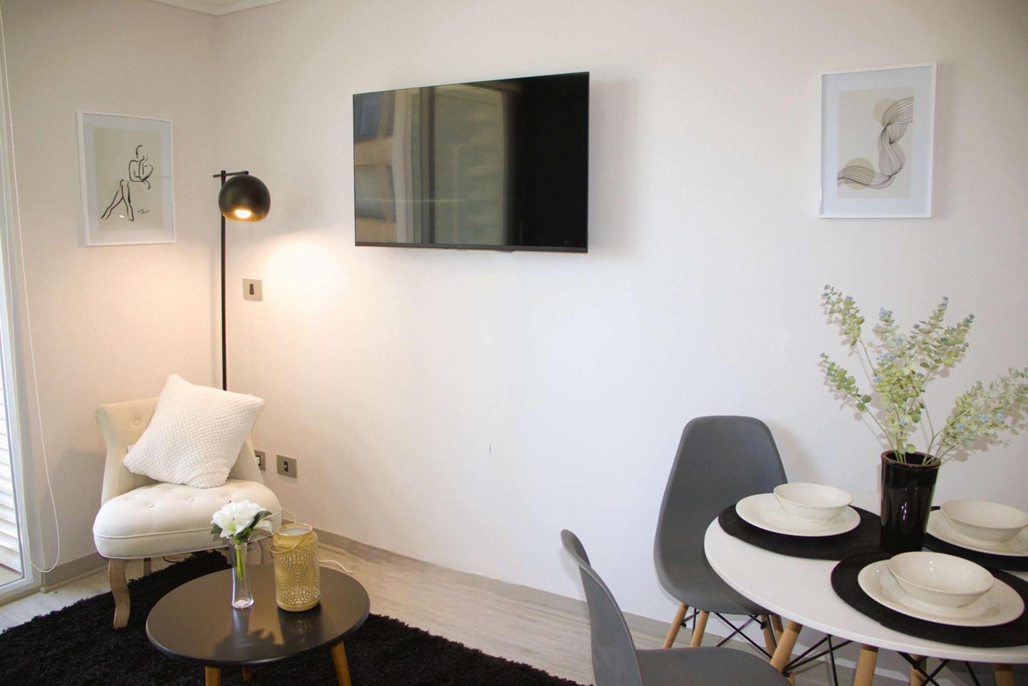 Hom I Comodo Nuevo Depto 1d1b 2pax * Santiago